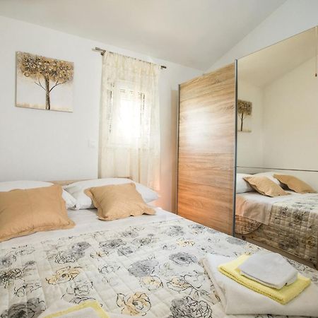 Apartments Essentia Podstrana Zewnętrze zdjęcie