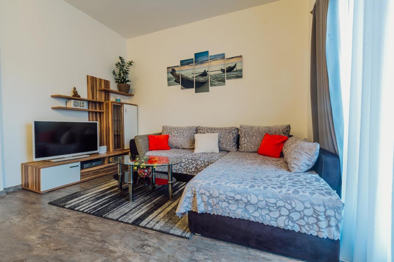 Apartments Essentia Podstrana Zewnętrze zdjęcie