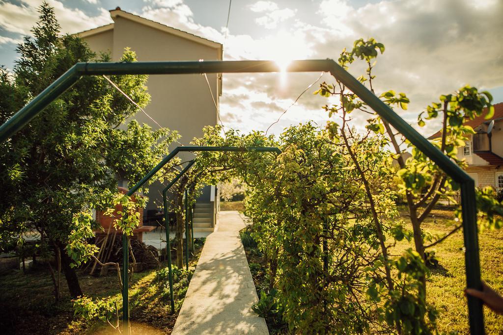 Apartments Essentia Podstrana Zewnętrze zdjęcie