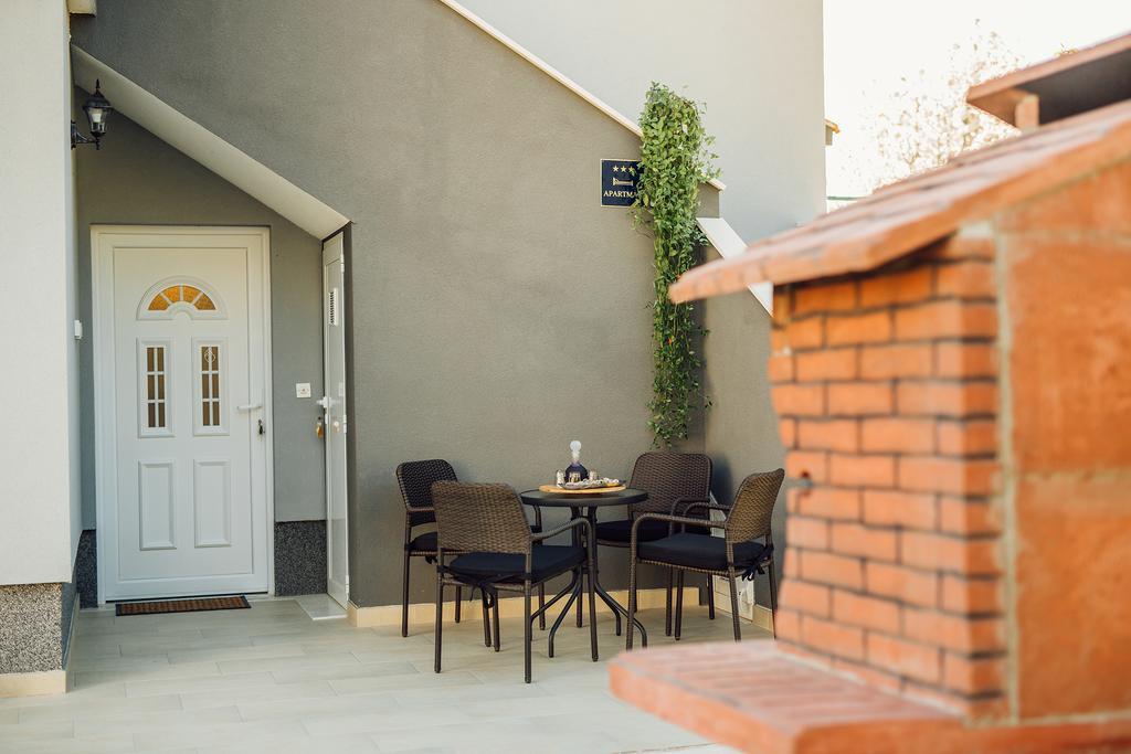 Apartments Essentia Podstrana Zewnętrze zdjęcie